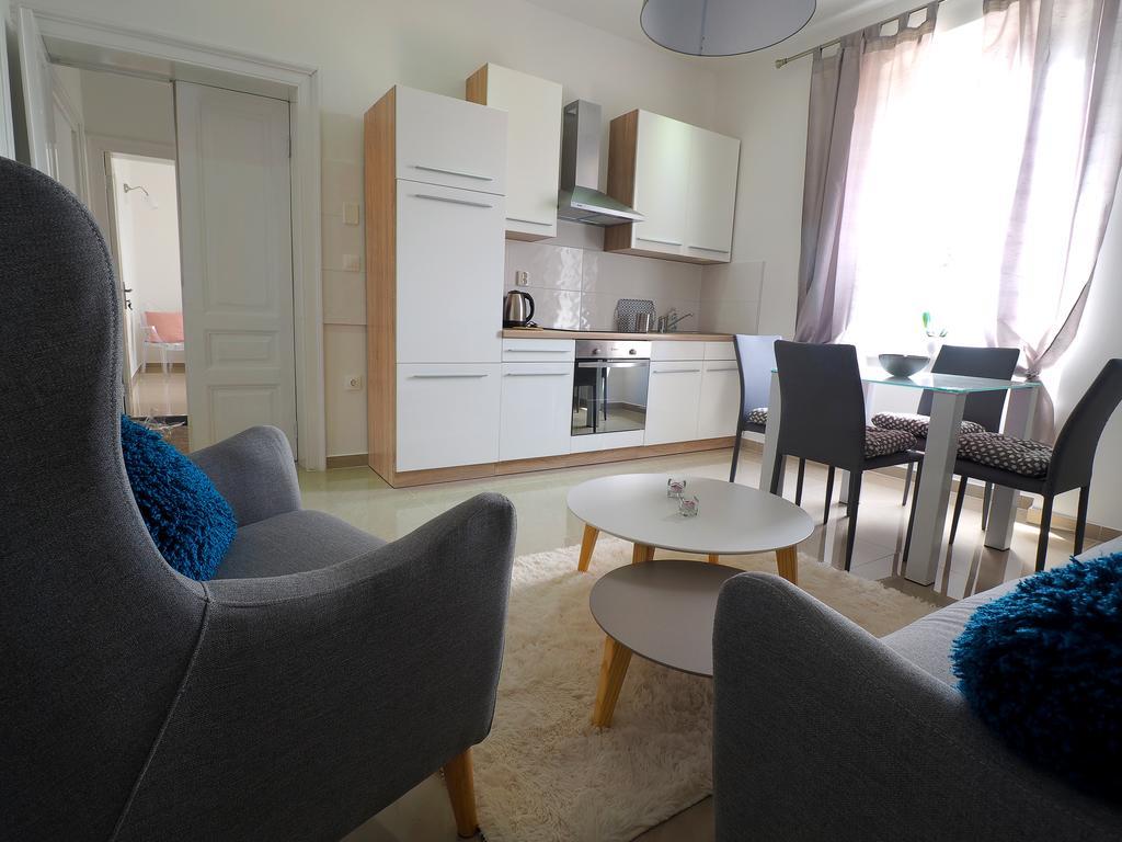 Captain Emo City Apartments พูลา ภายนอก รูปภาพ
