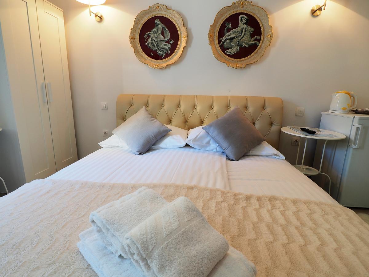 Captain Emo City Apartments พูลา ภายนอก รูปภาพ